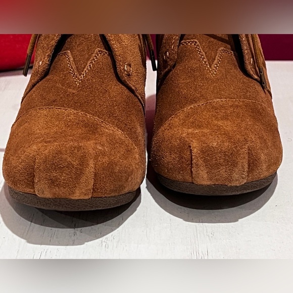 BOBS for Skechers - Tan Suede Lace-up Ankle Wedge Booties - Picture 5 of 9